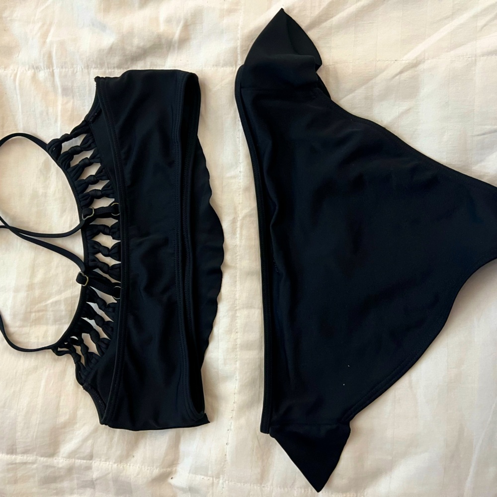 Black size small two piece swimsuit from billabong